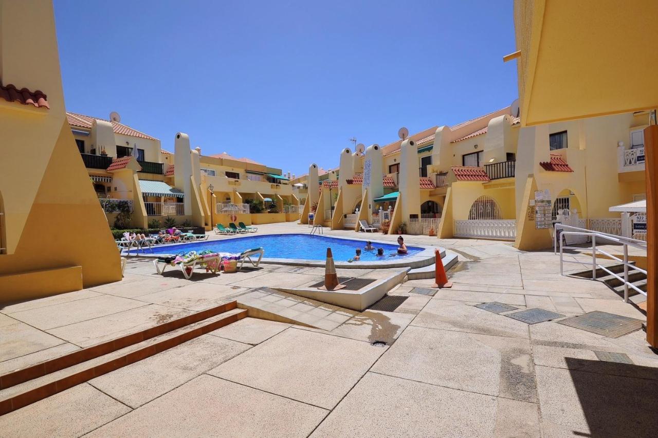 Cozy Pool View Apartment H-11 Mareverde Costa Adeje  Kültér fotó