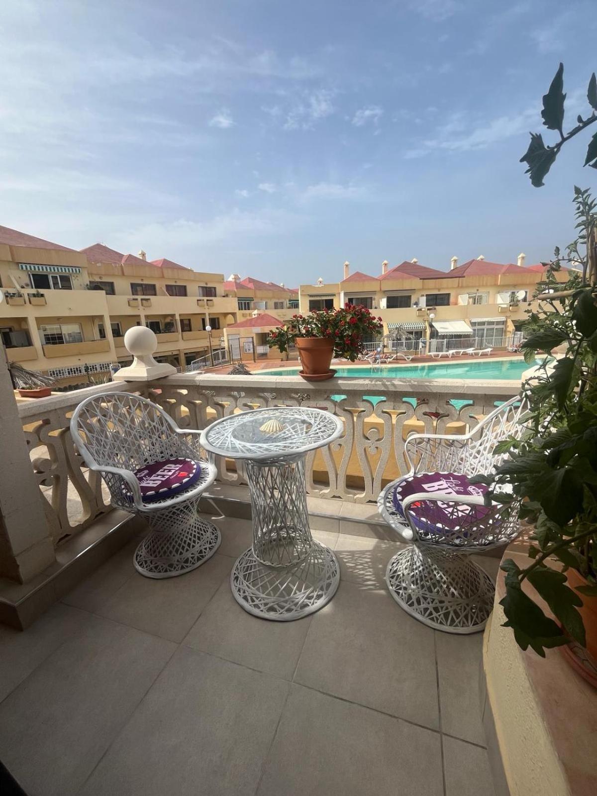 Cozy Pool View Apartment H-11 Mareverde Costa Adeje  Kültér fotó