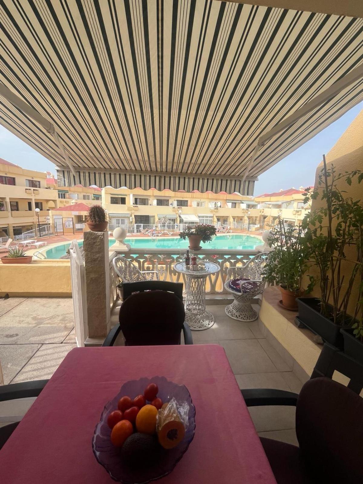 Cozy Pool View Apartment H-11 Mareverde Costa Adeje  Kültér fotó